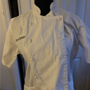 Women's Short-Sleeve White Chef Coat- NWOT- never worn